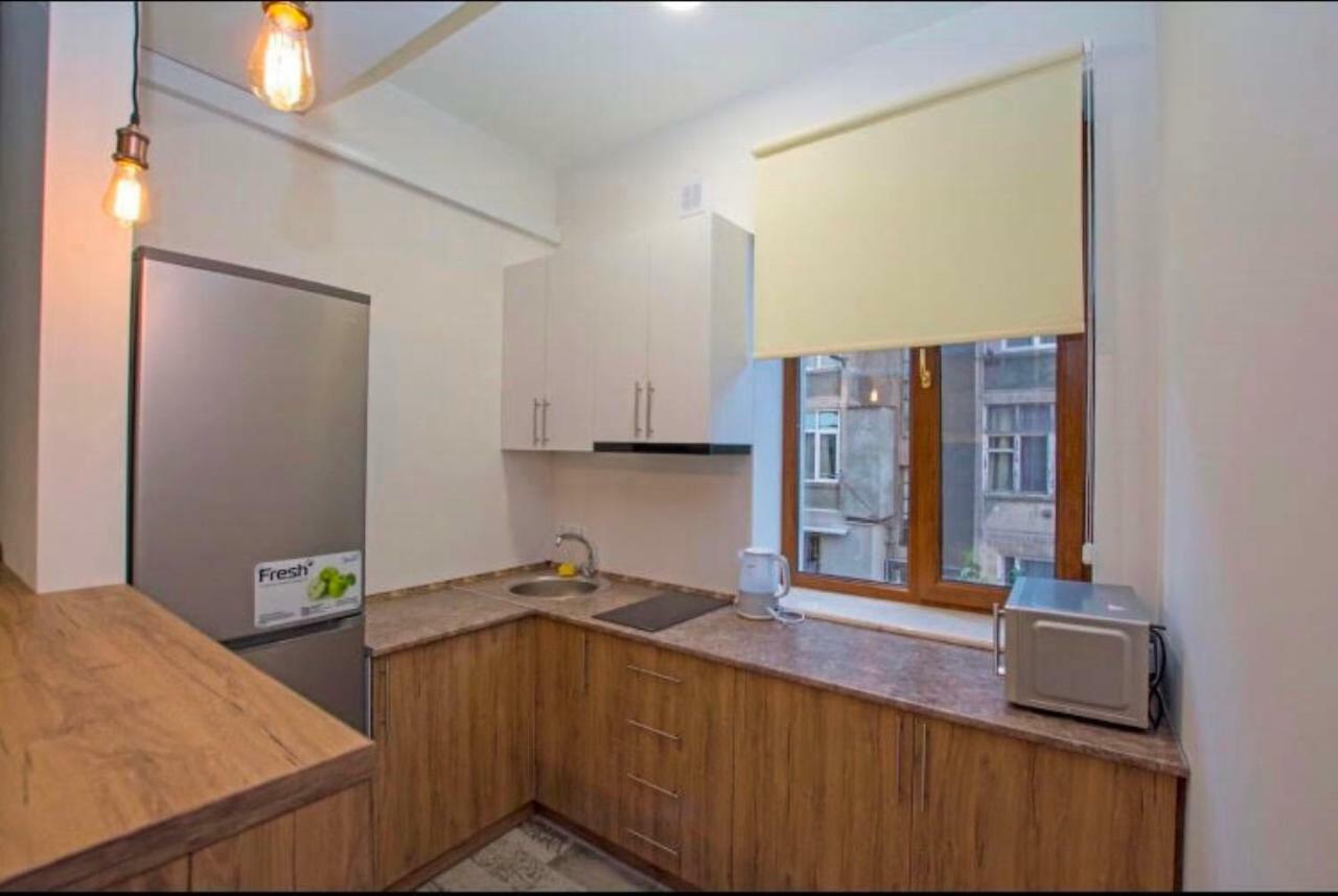 Boutique Apartment เยเรวาน ภายนอก รูปภาพ