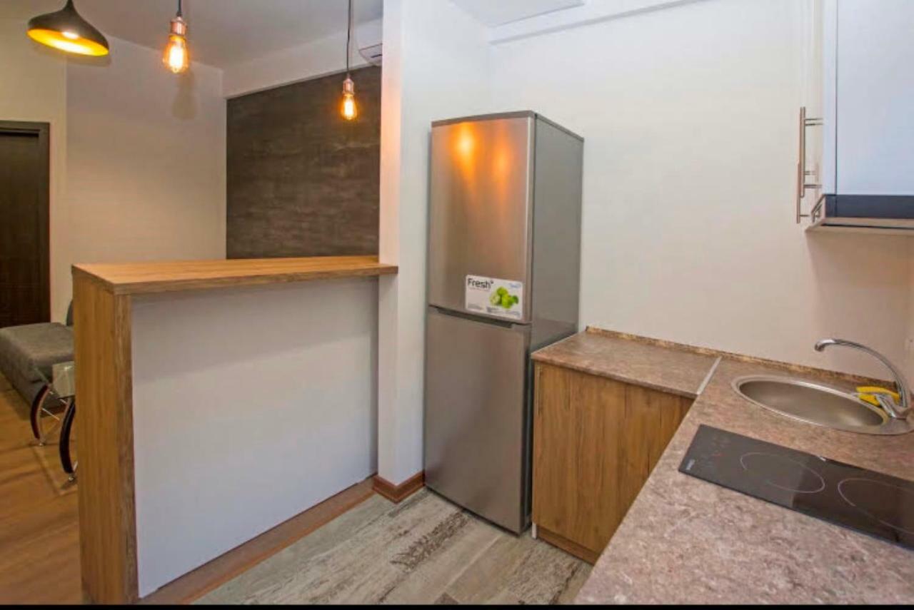Boutique Apartment เยเรวาน ภายนอก รูปภาพ