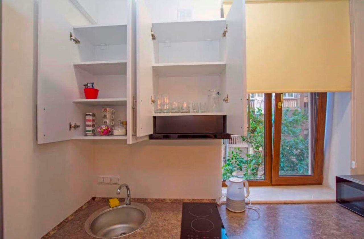 Boutique Apartment เยเรวาน ภายนอก รูปภาพ